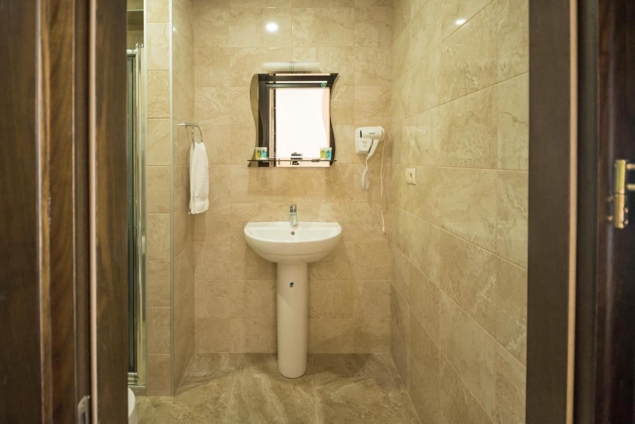 Orbi Residence Hotel Official Batumi Exteriör bild
