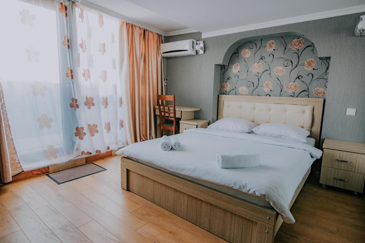 Orbi Residence Hotel Official Batumi Exteriör bild